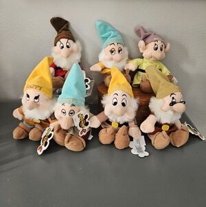 NWT~ Vintage, Disney Seven Dwarfs Plush Set -